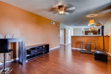 2266 Palora Ave, Las Vegas, NV 89169 - photo 5