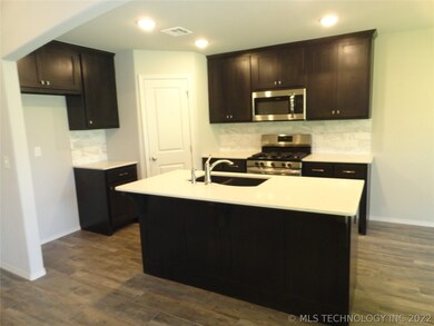 3800 S 33rd St, Broken Arrow, OK 74014 - photo 4