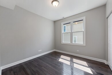 1733 N Artesian Ave unit 3, Chicago, IL 60647 - photo 7