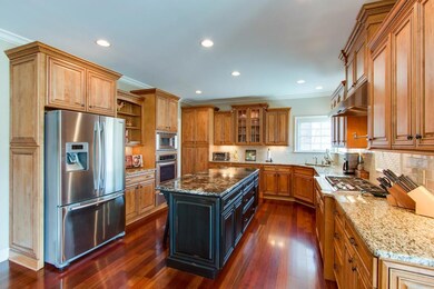 Immaculate Kitchen which includes very high quality cabinet and appliances