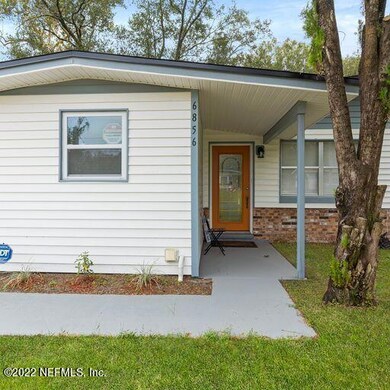 6856 Tom Thumb Dr, Jacksonville, FL 32210 - photo 2