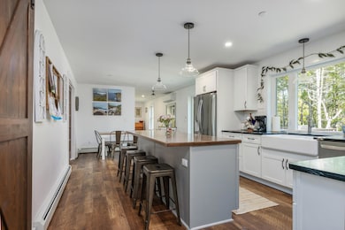 03Kitchen-6
