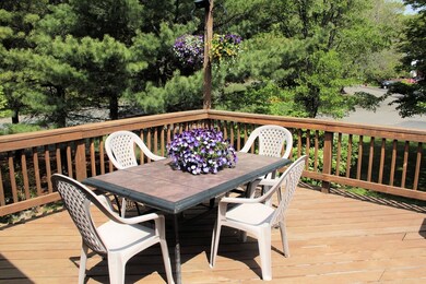 61 Revere Rd, Woburn, MA 01801 - photo 5