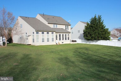 5668 Compton Ln, Sykesville, MD 21784 - photo 7