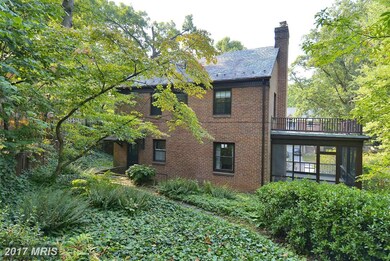 606 Ellsworth Dr, Silver Spring, MD 20910 - photo 2