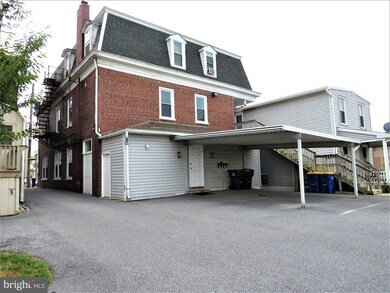 107 E Main St, New Holland, PA 17557 - photo 5