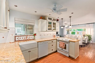 244 E Concorda Dr, Tempe, AZ 85282 - photo 5