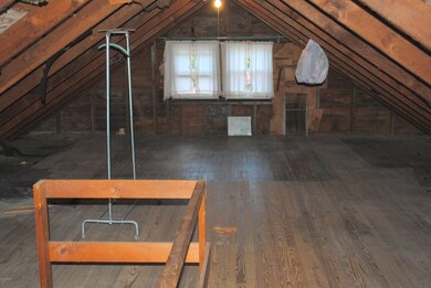 28 Stanton St, Honesdale, PA 18431 - photo 7