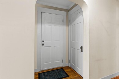 709 Central Ave unit 3, Dover, NH 03820 - photo 3