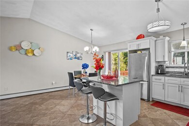 53 Hoover St, West Warwick, RI 02893 - photo 4