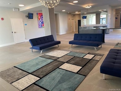 70 Ashburton Ave unit 5B, Yonkers, NY 10701 - photo 6