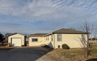5943 N Ridge Rd, Maize, KS 67101 - photo 2