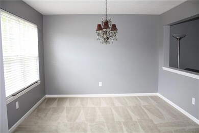 5694 Yorktown Rd, Plainfield, IN 46168 - photo 3