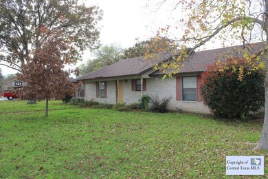 910 Lamar, Seguin, TX 78155 - photo 3