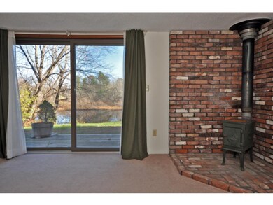 5C Bass St, Newmarket, NH 03857 - photo 4