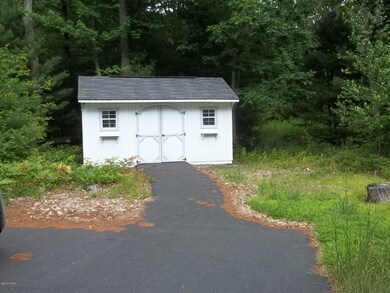 109 Delaware Crest Dr, Dingmans Ferry, PA 18328 - photo 5