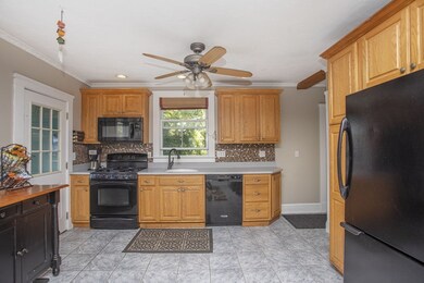 30 Winter St, Whitman, MA 02382 - photo 5