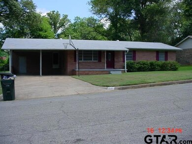 1521 1521 Crockett Dr, Tyler, TX 75701 - photo 4