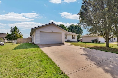 517 S Truman Rd, Archie, MO 64725 - photo 3