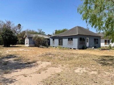409 S 10th St, Donna, TX 78537 - photo 5