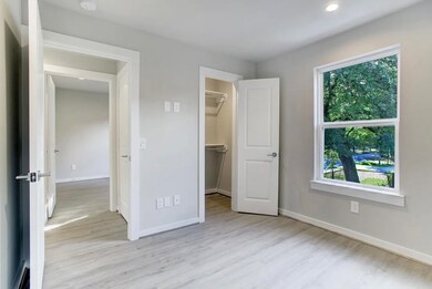 645 E 11th 1 2 St unit 9, Houston, TX 77008 - photo 5