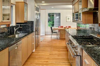 5245 W Mercer Way, Mercer Island, WA 98040 - photo 3