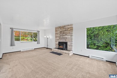 1621 E 4th St, Port Angeles, WA 98362 - photo 5