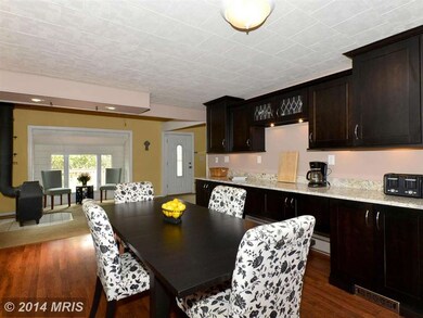 8711 Oakleigh Rd, Parkville, MD 21234 - photo 3