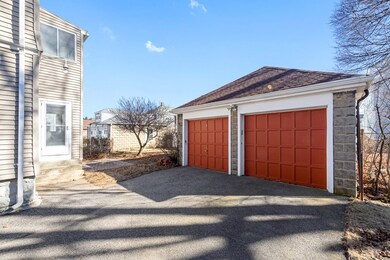 31 Windsor St unit 33, Arlington, MA 02474 - photo 4