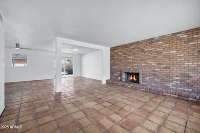 8002 E Whitton Ave-5