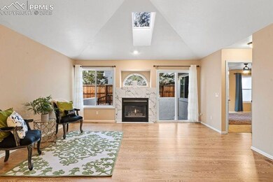 Living-dining room combo for gathering!