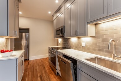 23 Warwick Rd unit 3, Brookline, MA 02445 - photo 3