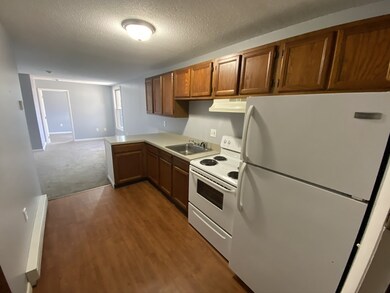2448 S Main St unit 21, Fall River, MA 02724 - photo 2