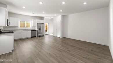 8406 Redwood Dawn Dr unit Lot 204, Reno, NV 89506 - photo 3