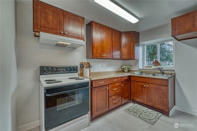 8714 35th St W, University Place, WA 98466 - photo 6