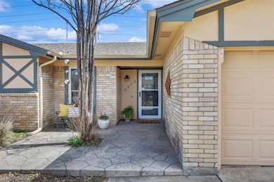 2928 Highgate Ln, Bedford, TX 76021 - photo 3