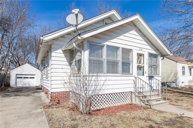 2328 Lyon St, Des Moines, IA 50317 - photo 2