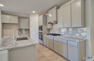 2118 Shepard St, Seguin, TX 78155 - photo 4