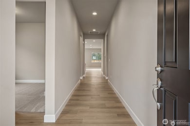 749 S Davis St unit 104, Buckley, WA 98321 - photo 2