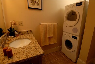 12 Eagle St unit 403, Providence, RI 02908 - photo 6