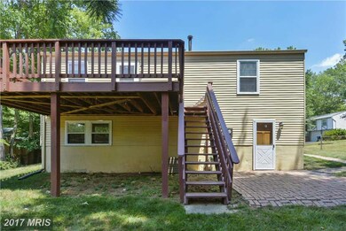 9207 Honey Creeper Ct, Burke, VA 22015 - photo 4