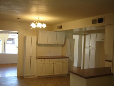 3811 W Barnes Ln unit 4, Phoenix, AZ 85051 - photo 7