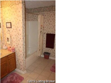 131 Bradford Place, Mount Washington, KY 40047 - photo 6