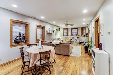 2911 N Talman Ave unit 1, Chicago, IL 60618 - photo 7