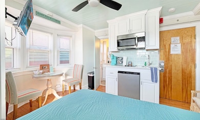 807 E 8th St unit 402, Ocean City, NJ 08226 - photo 4