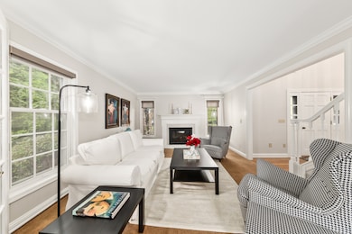 8266 S Country Club Cir, Franklin, WI 53132 - photo 6