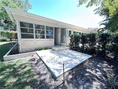 1011 7th St S unit 1011, Naples, FL 34102 - photo 3