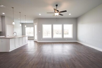 1301 Carnoustie Dr, Ennis, TX 75119 - photo 7