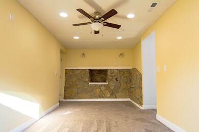 836 Hilock Living Room