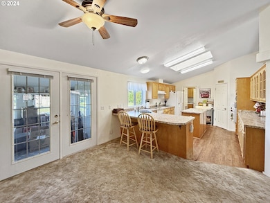 98522 Camellia Dr, Brookings, OR 97415 - photo 7